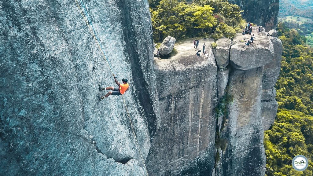 Abseiling Dolukanda, Kurunegala